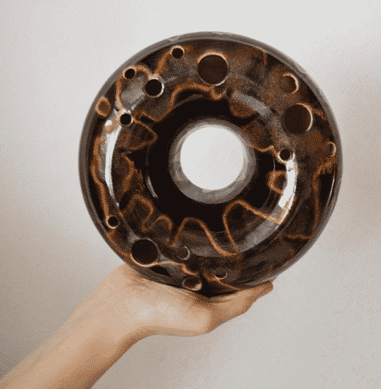 Viktor Marakulin – How to throw down a Donut Vase