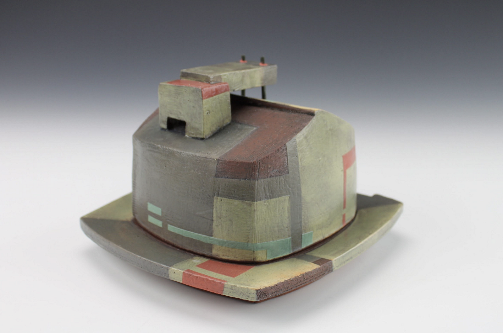 Veronica Watkins – Covered Trays with Thrown and Hand-built Components