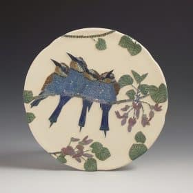 Tiffany Scull – How to decorate a vessel with Angelfish using handmade slips and sgraffito