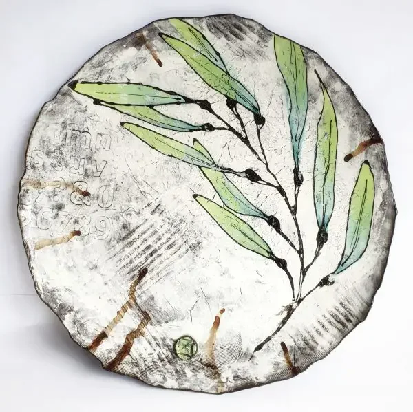 Nada Spencer – How to make a Monoprint Portrait Platter with Patina Texture