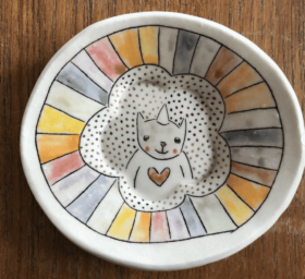 Carole Epp – How to make unique illustrative pottery