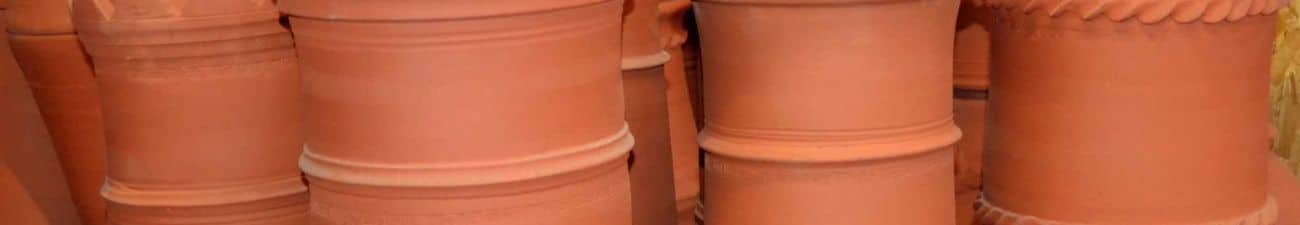 Gabriel Nichols – Large Traditional Flowerpots