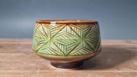 Laura Crosland – Geometric Tea-Bowl