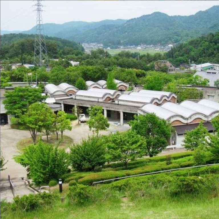 shigaraki2 1 768x767