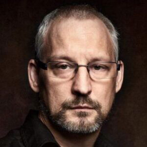 Profile photo of Carl Constantine