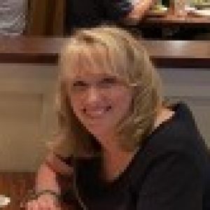 Profile photo of Shelley Luna