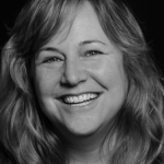 Laura EARLE