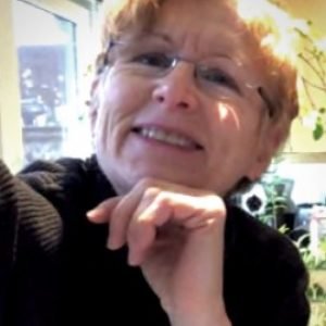Profile photo of Carolynn Bloomer
