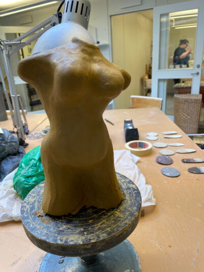 9906E657-2DBF-4C82-AF3C-639F9A91CAC9