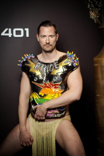 SIMON MANN x LeS BeauX