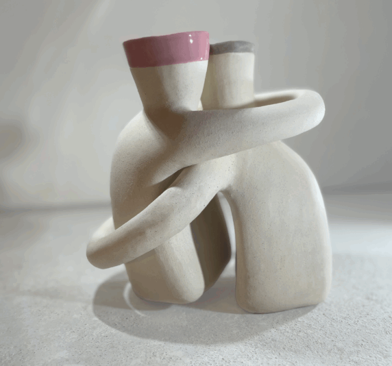 huggingvases