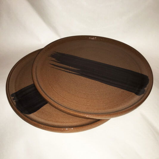 Plates.Black:Brown.2