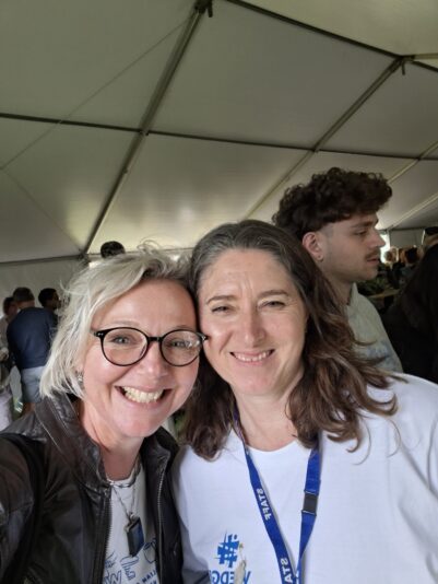 ef986dee-c93a-4b24-b692-cc888e8ea48c