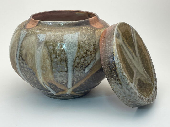 58198F30-CE6C-4372-B519-D37E4A274921