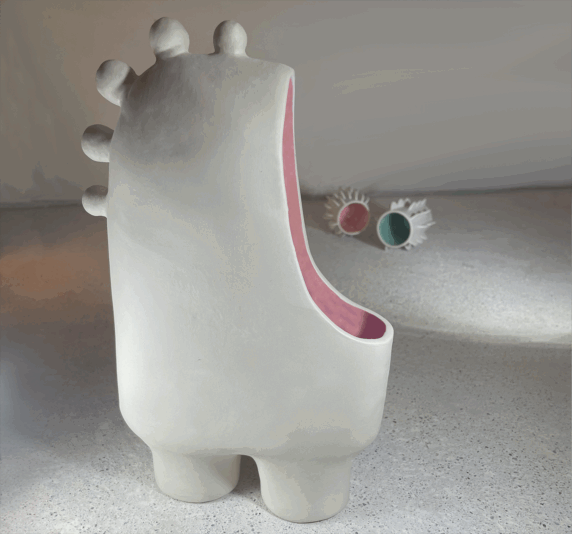 two little vases 3