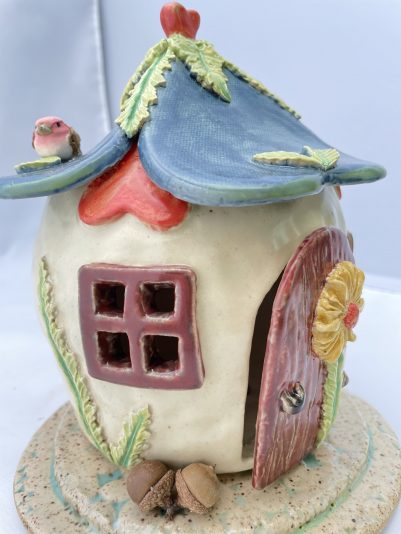 DEAB850E-0ED8-4A17-B27F-013ECE7C04EE