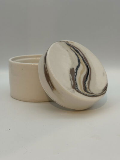 1828C7E5-21AB-4A09-BD87-8F537313DABA